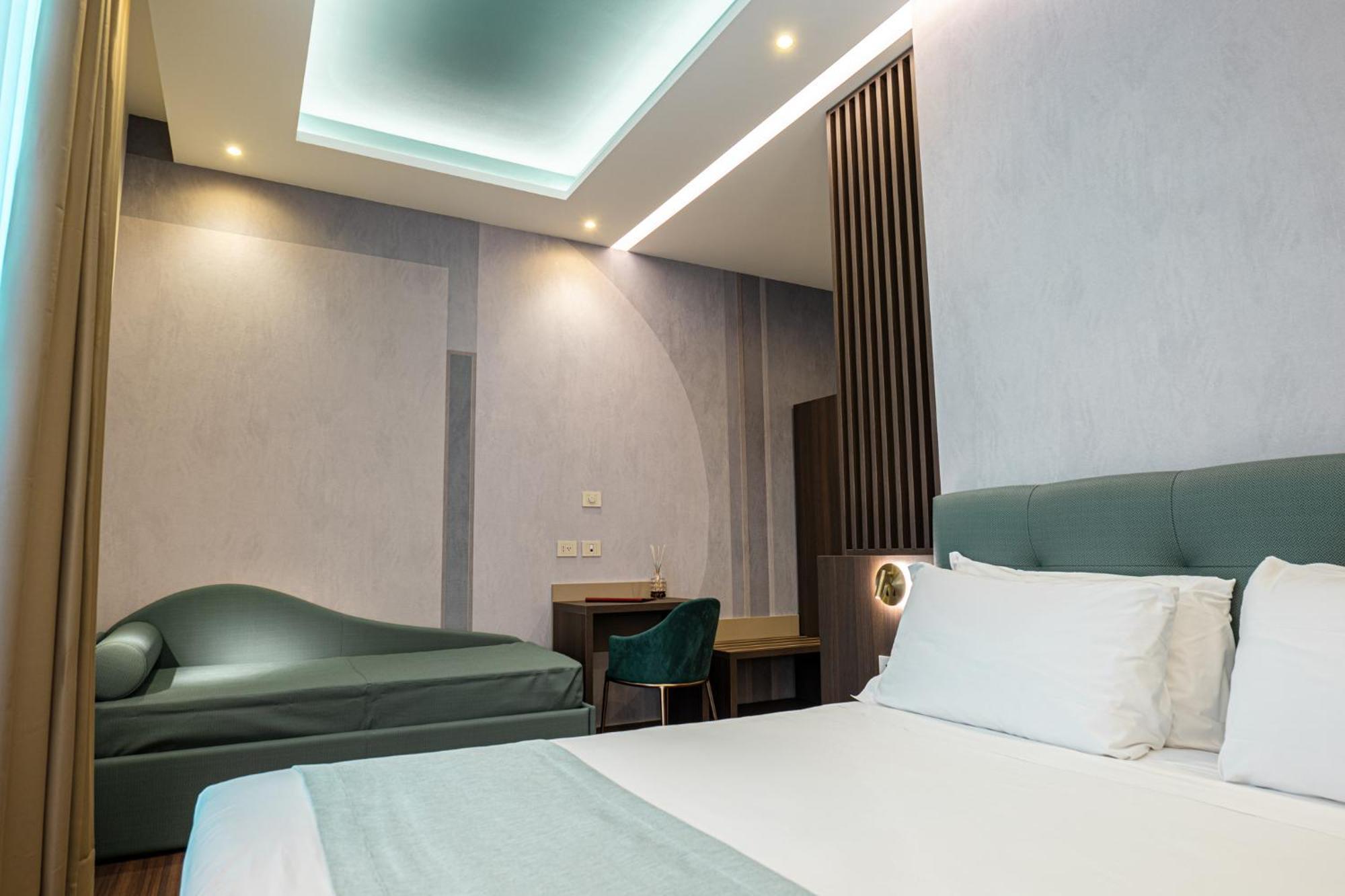 Hotel Vittoria Pompei Bagian luar foto