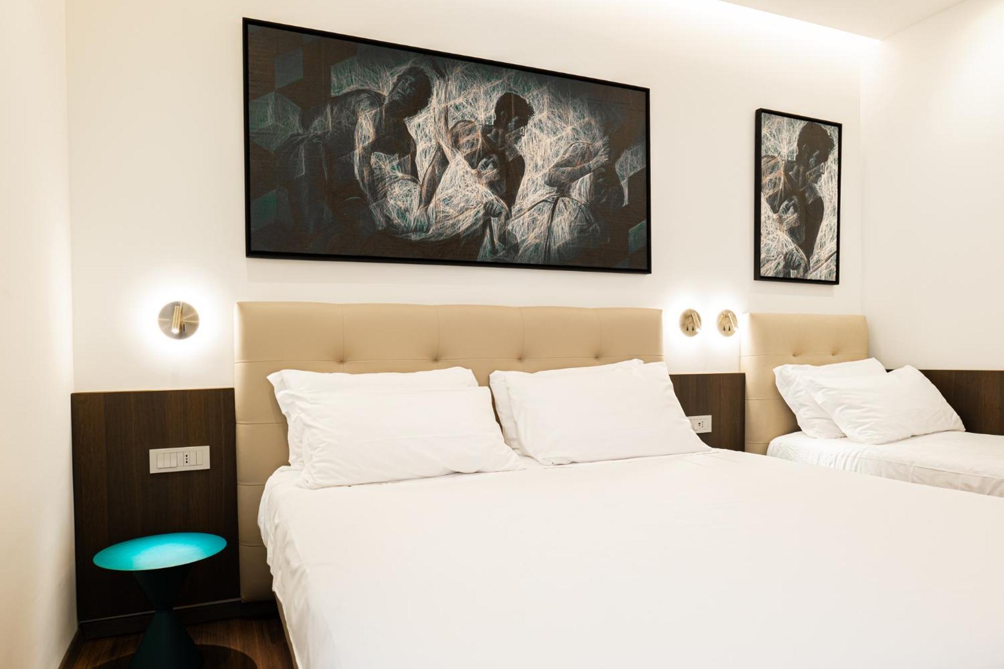 Hotel Vittoria Pompei Bagian luar foto