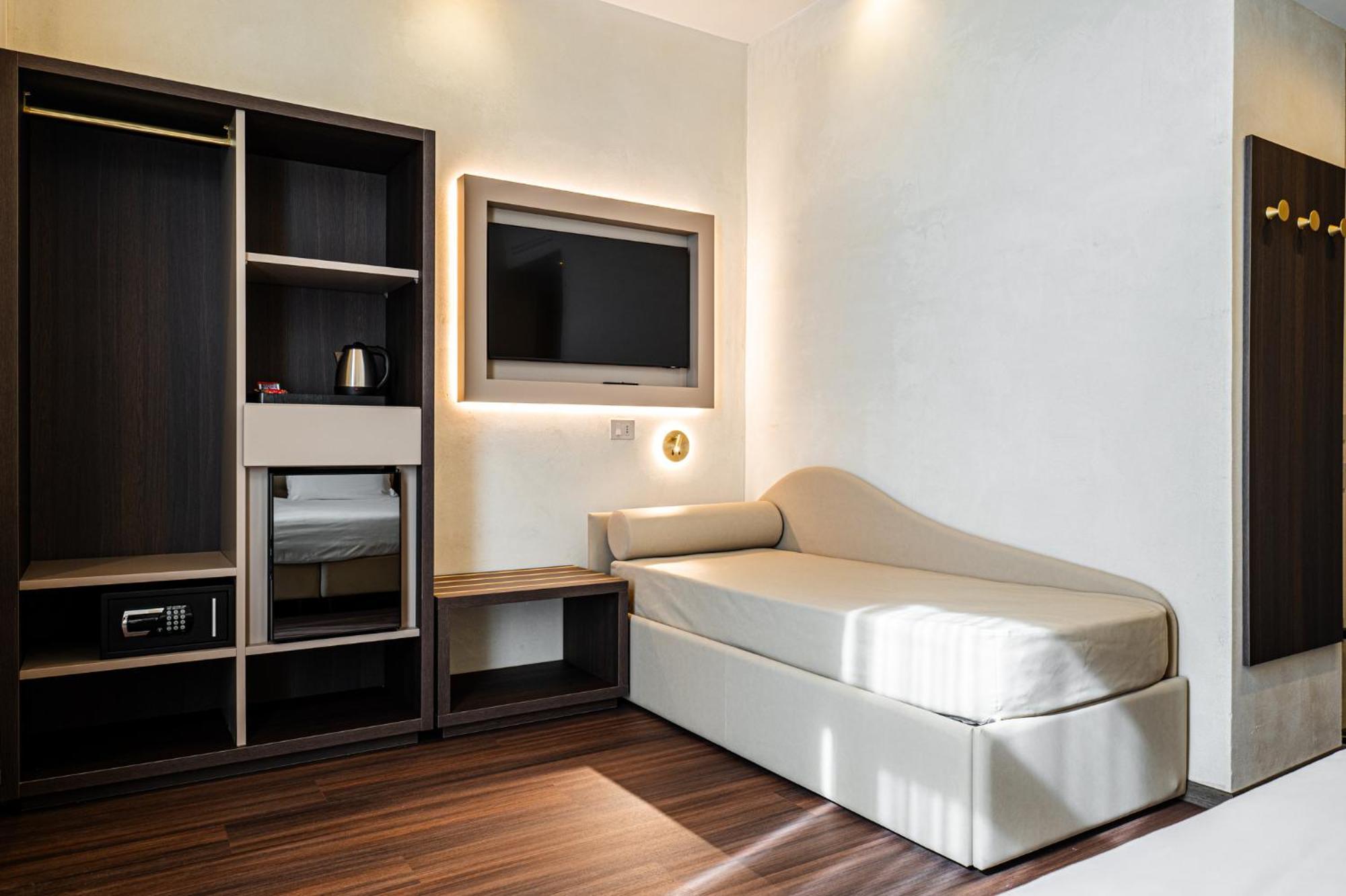 Hotel Vittoria Pompei Bagian luar foto