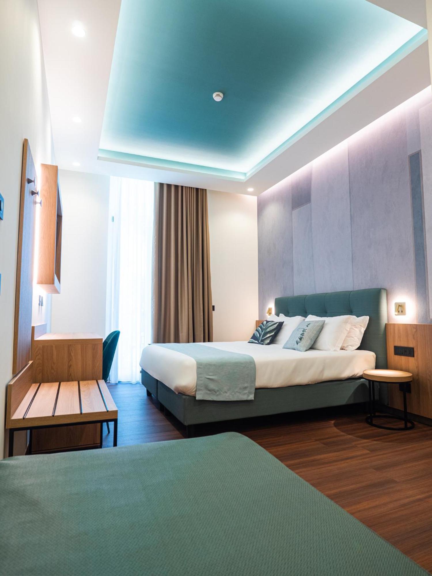 Hotel Vittoria Pompei Bagian luar foto